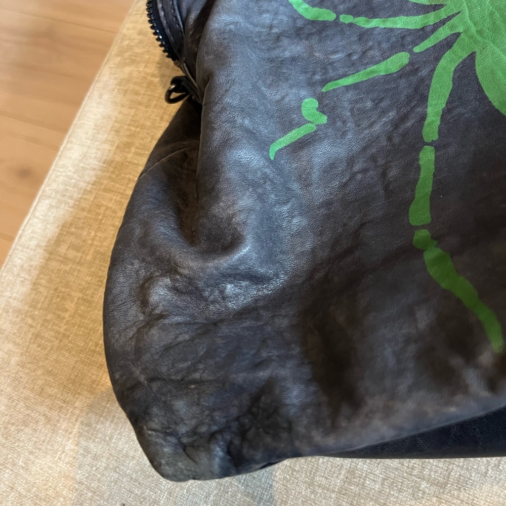 Vintage Tory Burch- Blue Leather Bowling Tote with Hand Painted Green Spider - Picture 6 of 10